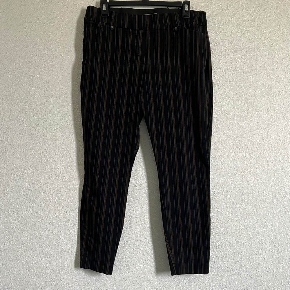 Bengaline Skinny Ankle Pant Size Large Short
